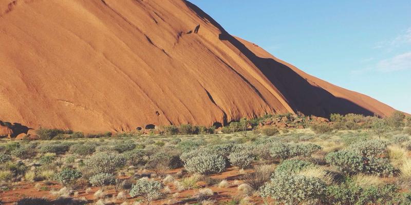 PLC与机器人集成的安全双翼：IEC 62443与IEC 61508在工业控制系统中的协同实践