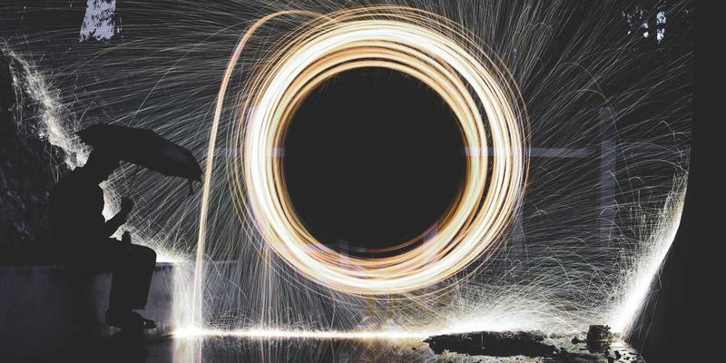 工业自动化4.0：控制系统、智能制造与机器人集成的三位一体革命