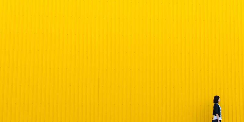 工业自动化核心引擎：PLC控制系统如何驱动智能制造新时代